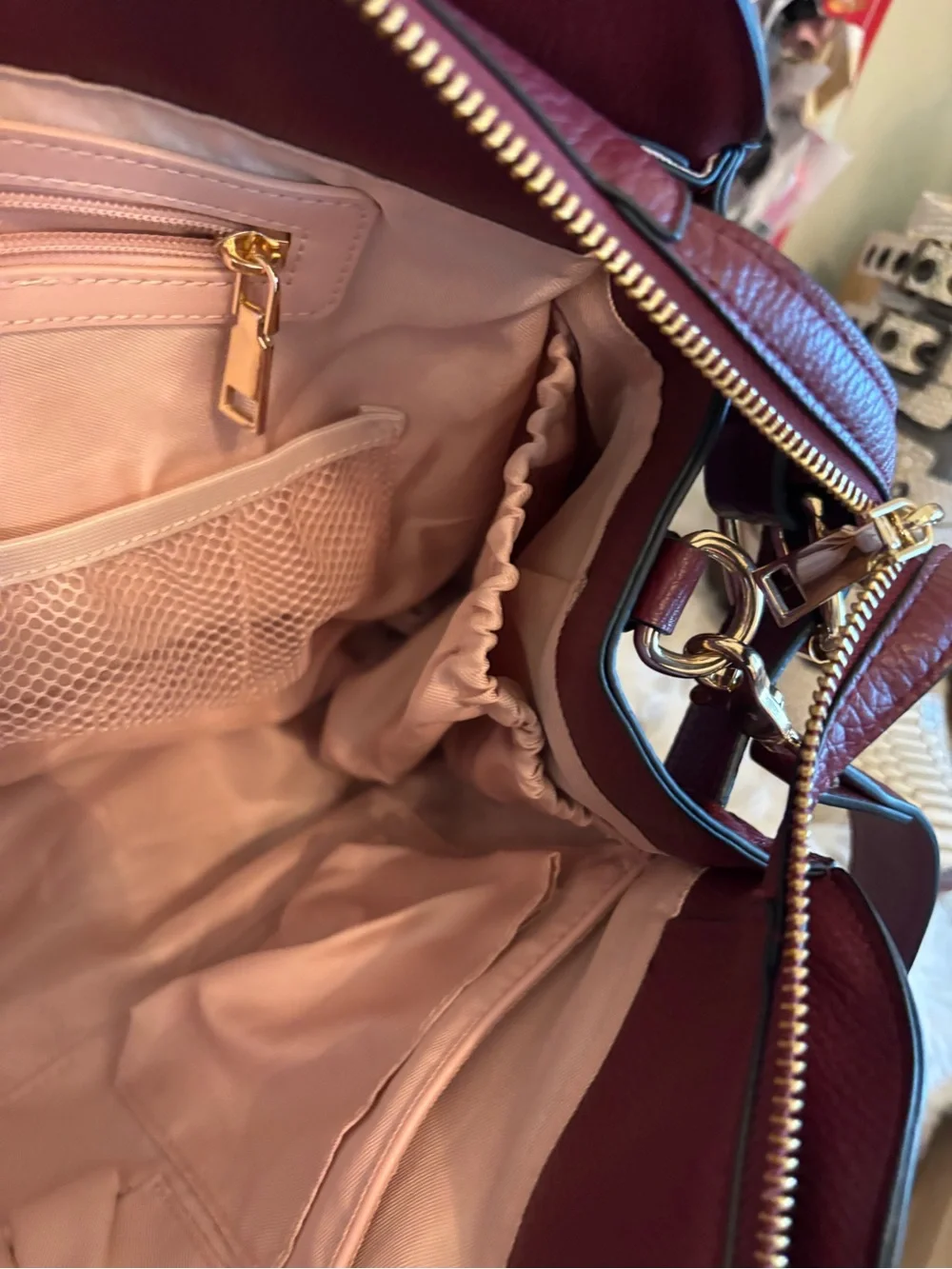 Poppy & Peonies Uptown Tote Berry - Picture 7 of 7